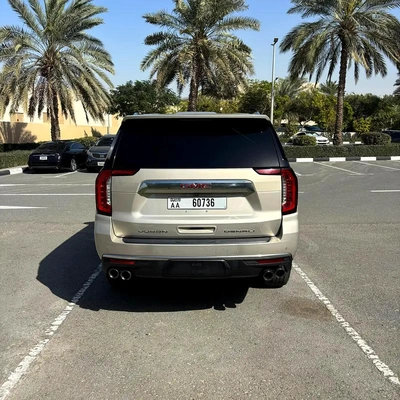 GMC Yukon Denali-11