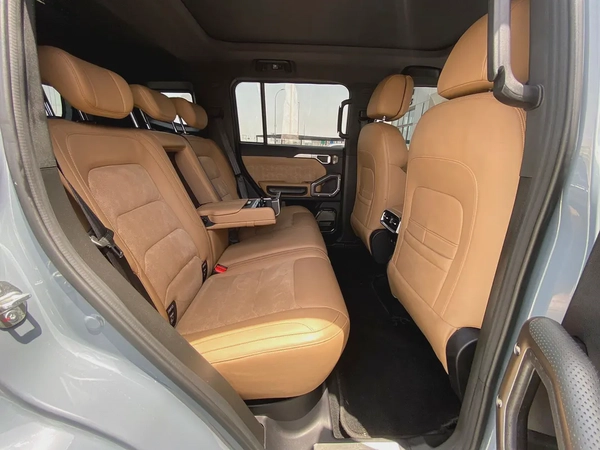 1,598 - MONTHLY | LUXURY PLUS | GCC | AGENCY MAINTAINED | ORIGINAL PAINT