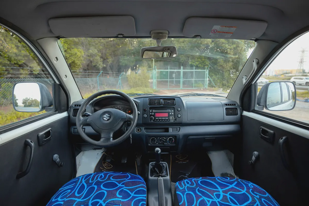 Suzuki AVP | 8-Seater Van | Manual | GCC Specs | Ref#S00646