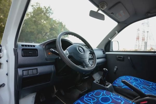 Suzuki AVP | 8-Seater Van | Manual | GCC Specs | Ref#S00646