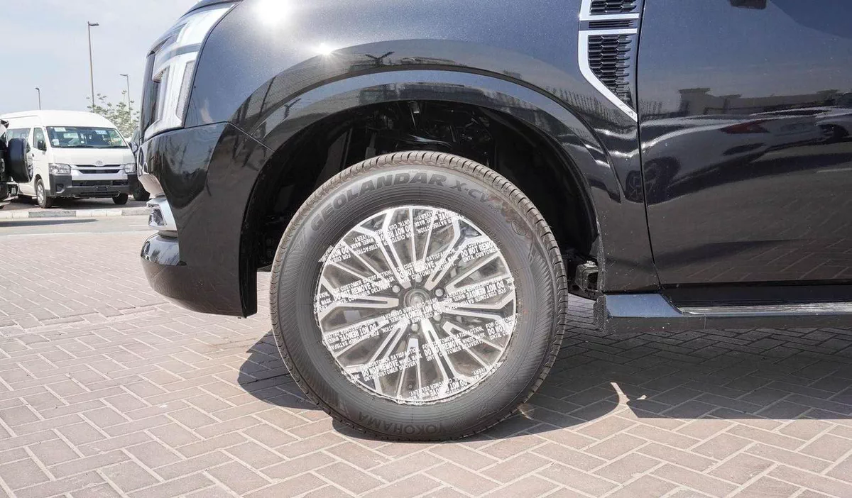 Nissan Patrol SE PLATINUM CITY PLATINUM 3.8L V6-20-0