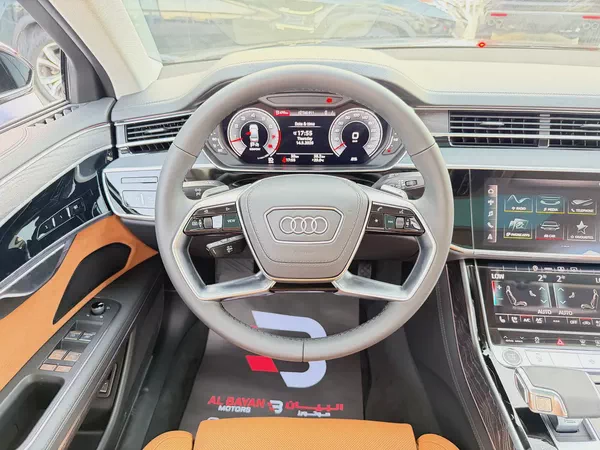 اودي A8L اسود / زعفراني خليجي Audi A8 55 TFSI Quattro 2026 - GCC Specs - Brand New!