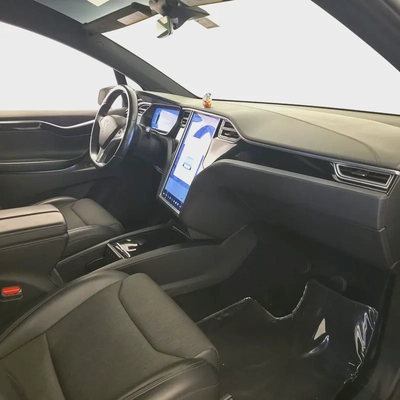 AED 1311 PM | TESLA MODEl X P75D 2017 | WELL MAINTAINED | 1 YEAR WARRANTY | GCC-12
