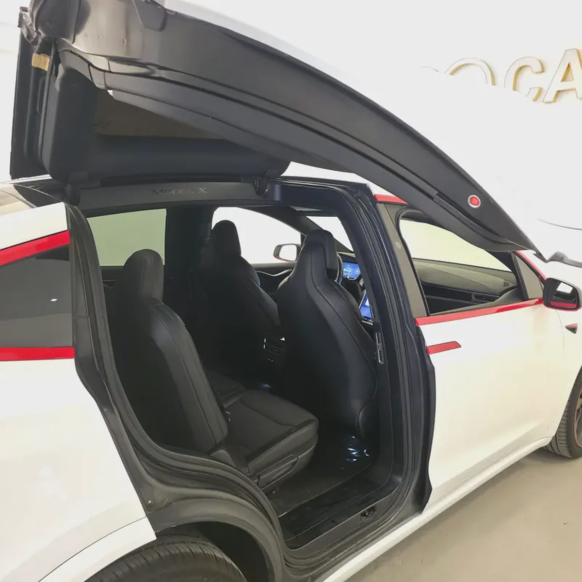 AED 1311 PM | TESLA MODEl X P75D 2017 | WELL MAINTAINED | 1 YEAR WARRANTY | GCC-15-15