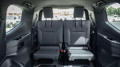 Toyota Land Cruiser VX 3.3L-19