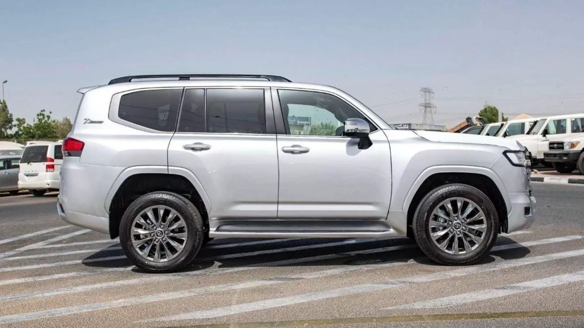 Toyota Land Cruiser VX 3.3L-6-0
