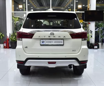 Nissan XTerra SE ( 2024 Model ) in White Color GCC Specs-11