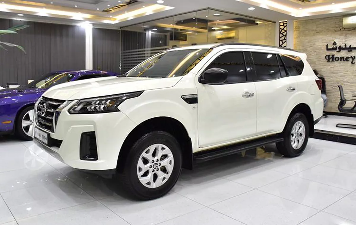 Nissan XTerra SE ( 2024 Model ) in White Color GCC Specs-14-14