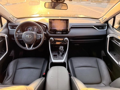 Toyota RAV4 XLE premium 2.5 L Full option-4