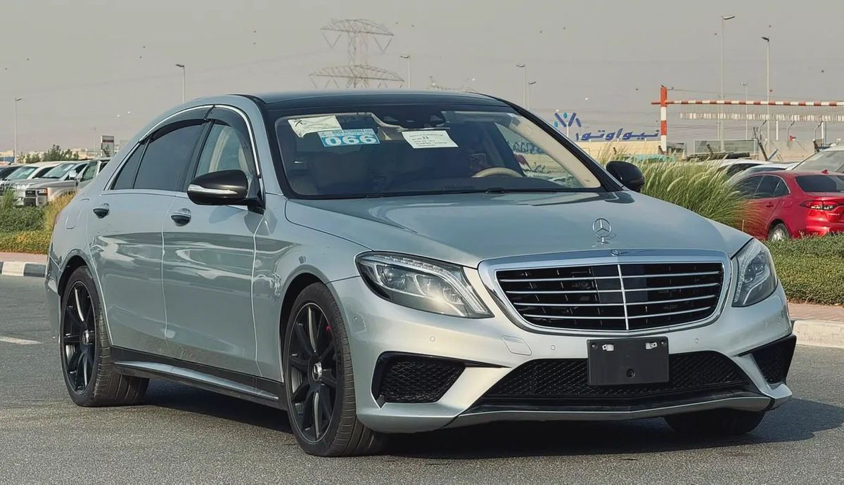 MERCEDES BENZ S63 ///AMG - 2014 - SILVER WITH BEIGE - SUPER CLEAN CAR FRESH JAPAN IMPORT-3-3