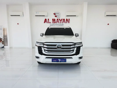 تويوتا لاند كروزر VXR 3.5L تون تيربو ابيض / بيج خليجي الفطيم Toyota Land Cruiser VXR 2023 GCC Specs-4