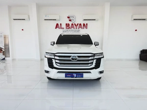 تويوتا لاند كروزر VXR 3.5L تون تيربو ابيض / بيج خليجي الفطيم Toyota Land Cruiser VXR 2023 GCC Specs