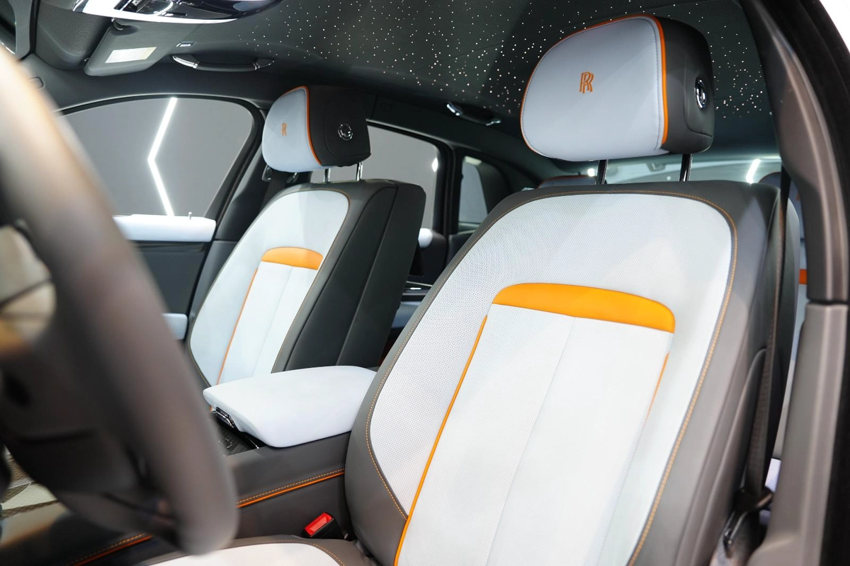 Rolls-Royce Ghost Black Badge 2024-4-4