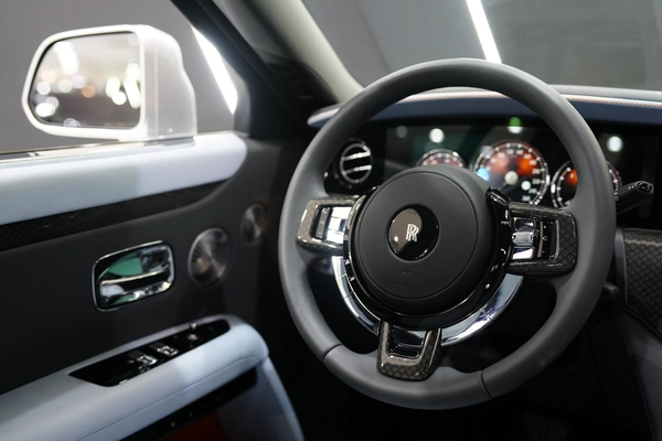 Rolls-Royce Ghost Black Badge 2024