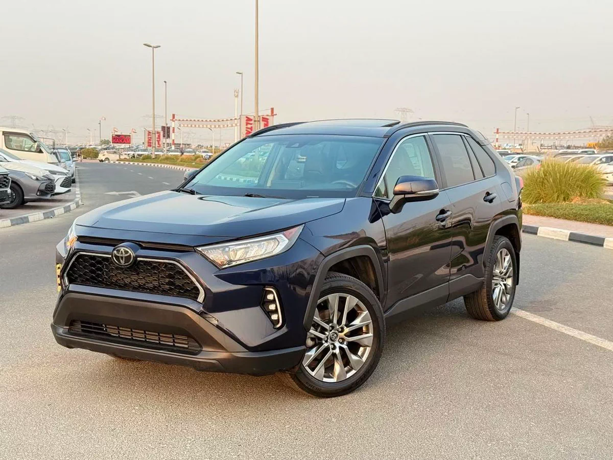 Toyota RAV4 XLE-13-0