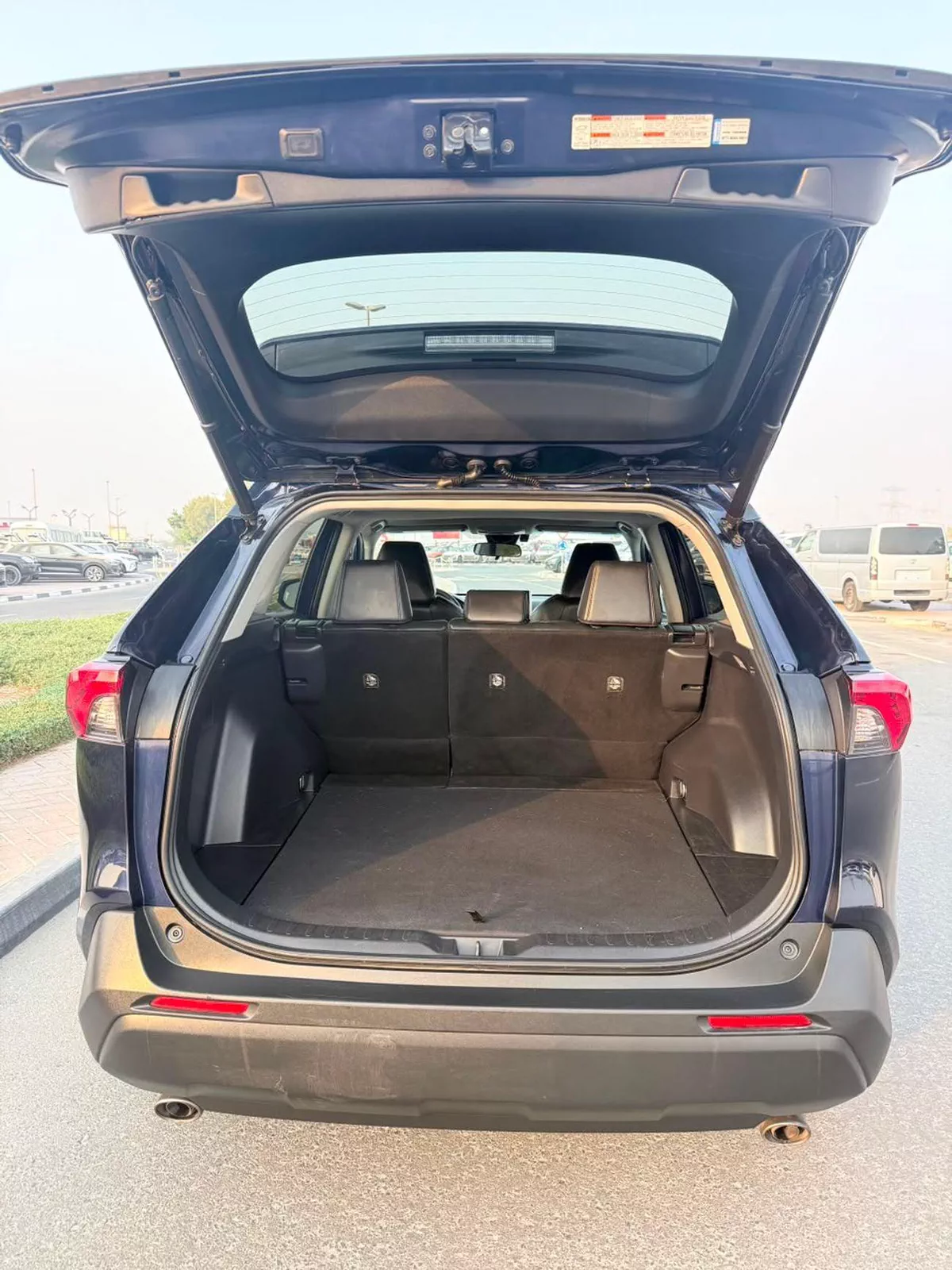 Toyota RAV4 XLE-22-0