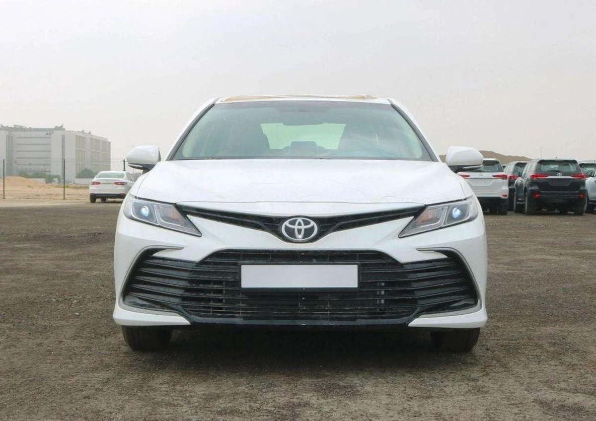 Toyota Camry LE Toyota Camry LE 2.5L Sedan FWD 8 Speed A/T Petrol