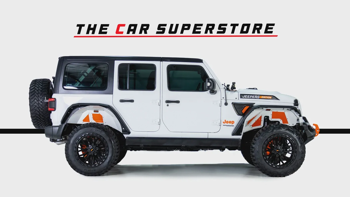 Jeep Wrangler Sport-GCC-Jeepers Edition-Upgraded-FSH-Al Futtaim Warranty and Service Contract-8-8
