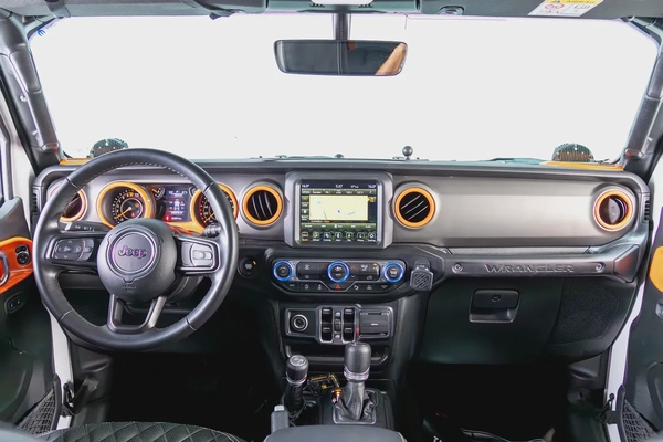 Jeep Wrangler Sport-GCC-Jeepers Edition-Upgraded-FSH-Al Futtaim Warranty and Service Contract