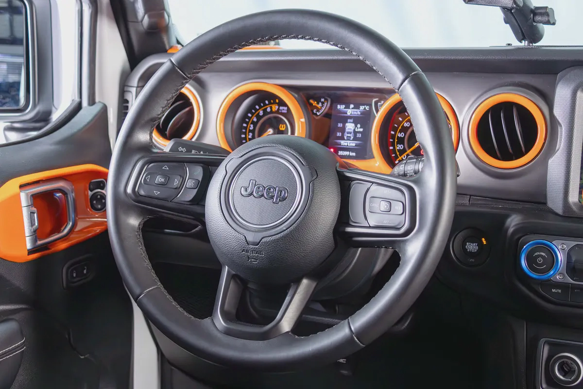 Jeep Wrangler Sport-GCC-Jeepers Edition-Upgraded-FSH-Al Futtaim Warranty and Service Contract-10-10