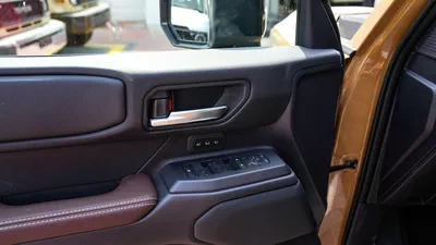 Toyota Prado ADVENTURE 2.4L FULL OPTIONS DUAL TONE-8