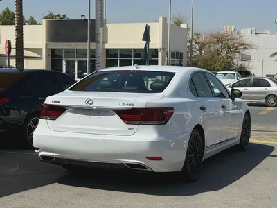 LEXUS - LS460 - F SPORT - CRAFTED LINE - V8 - 4,6L - AWD - AMERICAN SPECS VERY GOOD CONDITION-5