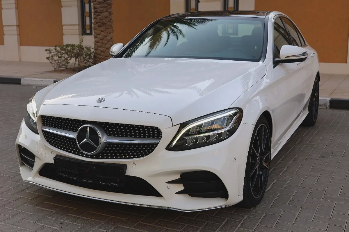 Mercedes-benz C200-131000KM-2019-GCC Specs-4-4