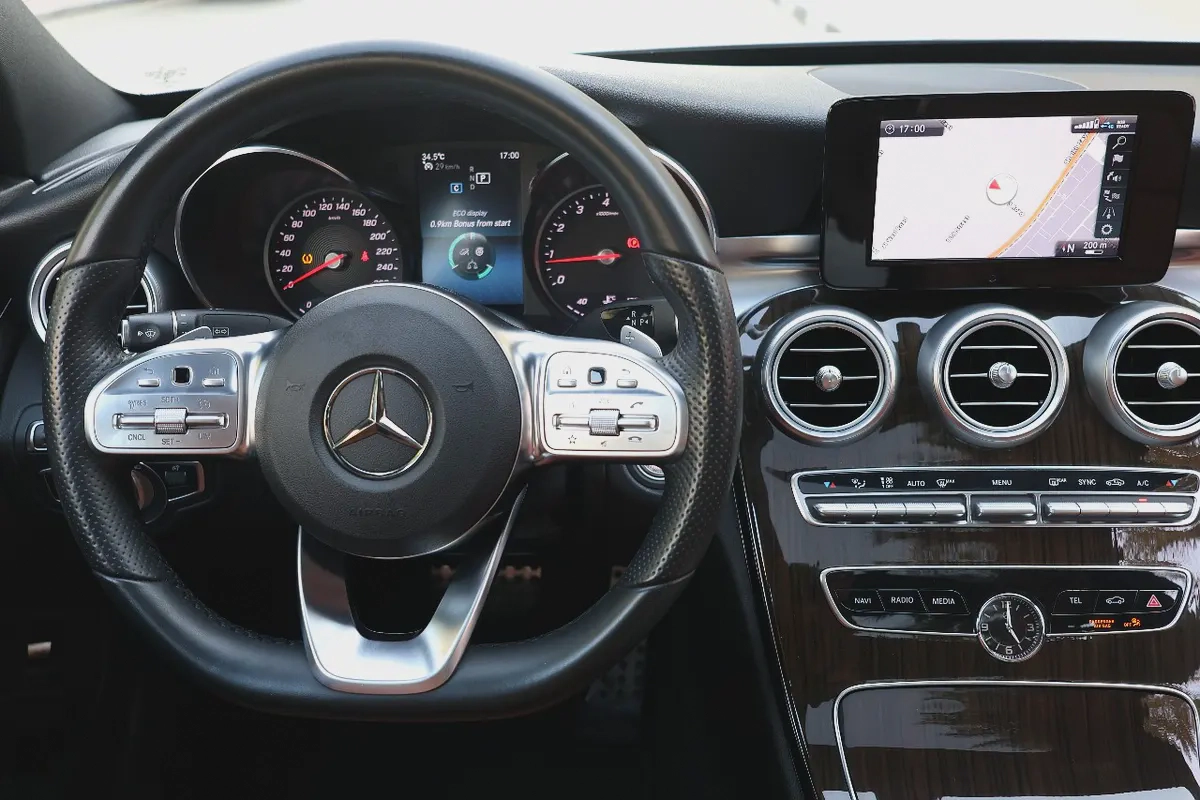 Mercedes-benz C200-131000KM-2019-GCC Specs-11-11