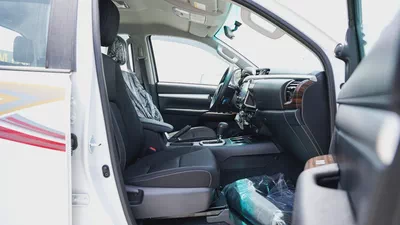 Toyota Hilux Double Cab DLS 2.8 DIESEL MODEL 2026 GCC Specs-14