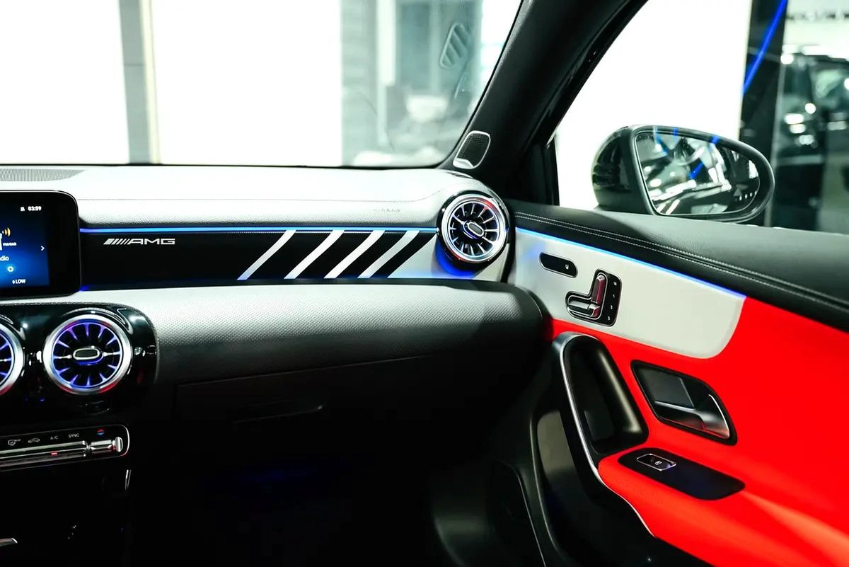 2024 Mercedes-Benz A-Class A 35 AMG - GCC Specs - Like New!-3-3