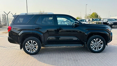 TOYOTA FORTUNER LIMITED 4.0L V6 PETROL 2026-2