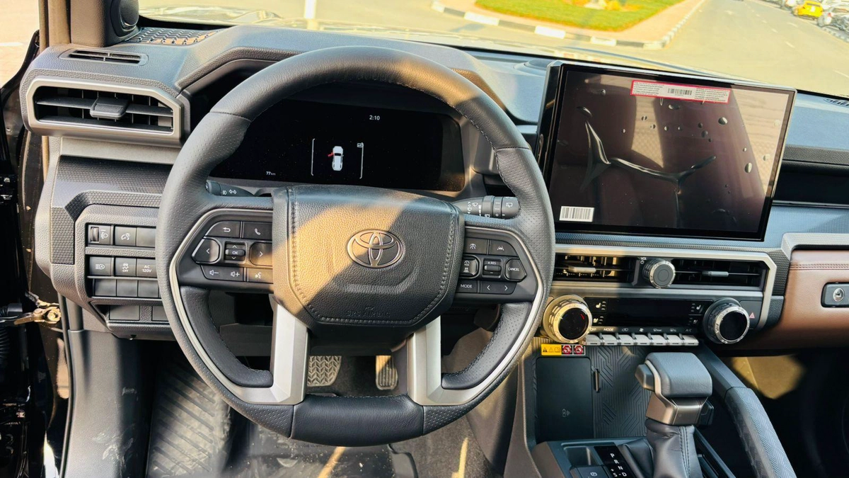 TOYOTA FORTUNER LIMITED 4.0L V6 PETROL 2026-3-3