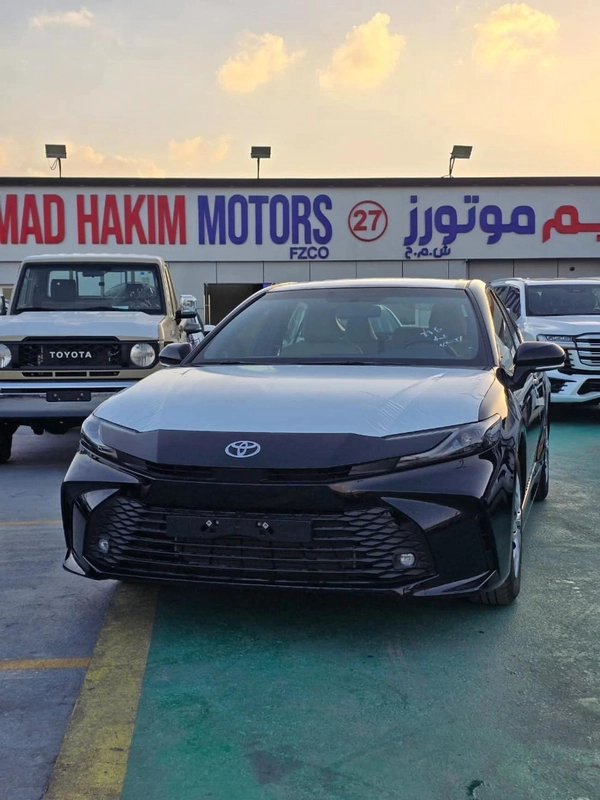 Toyota Camry 2.5L V4 HYBRID 2026 MODEL