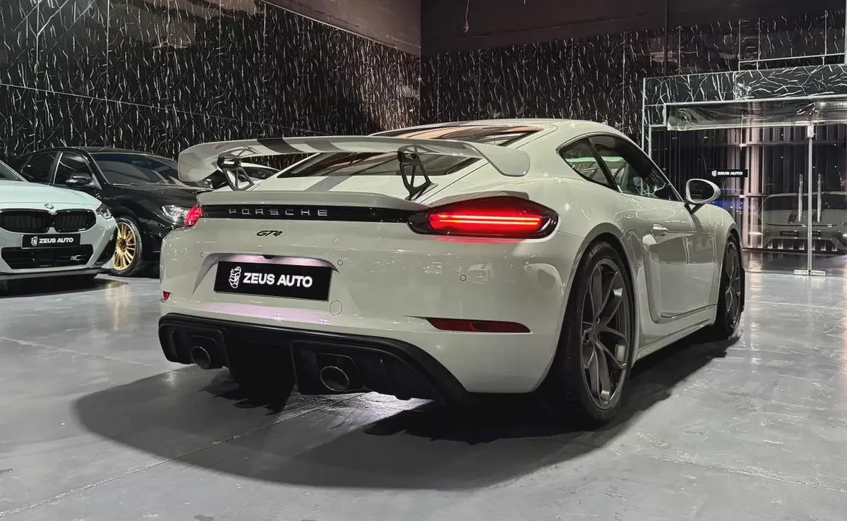 2020 Porsche Cayman GT4  | Low Mileage | GCC Spec | Al Nabooda warranty 2027-3-3