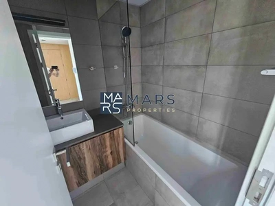Luxury 2bhk apartment available for rent:82K-3