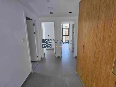 Luxury 2bhk apartment available for rent:82K-5