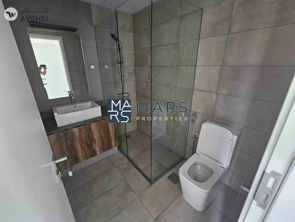 Luxury 2bhk apartment available for rent:82K