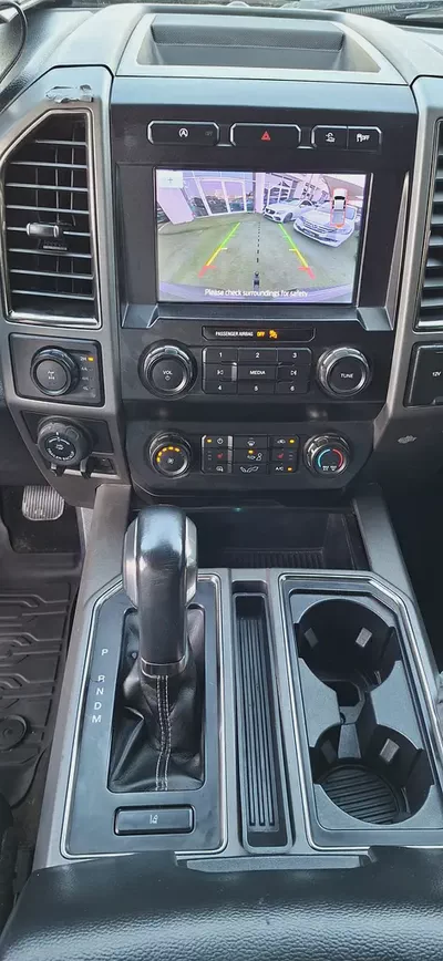 F-150 Raptor 2020 GCC Specs first owner free accident-6