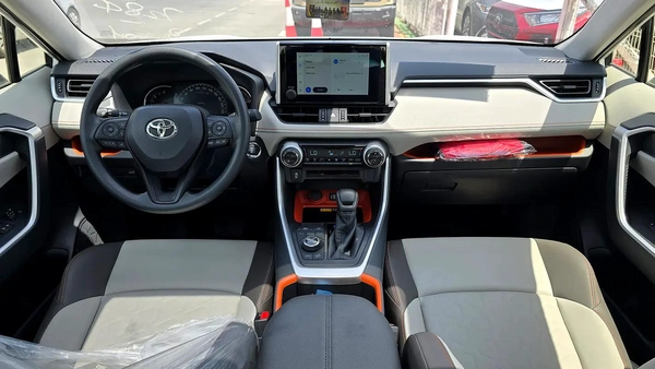 2025 Toyota Rav4 Adventure 2.5L AT Petrol (white)