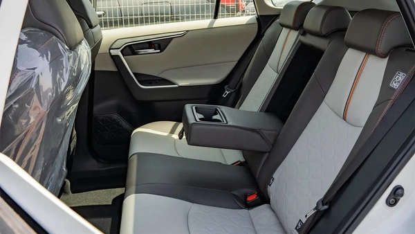 2025 Toyota Rav4 Adventure 2.5L AT Petrol (white)