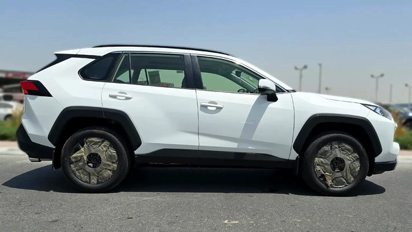 2025 Toyota Rav4 Adventure 2.5L AT Petrol (white)
