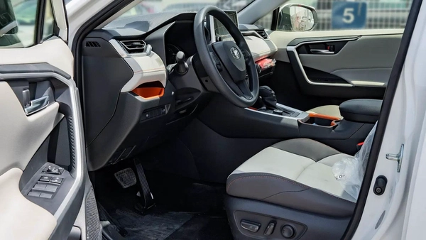 2025 Toyota Rav4 Adventure 2.5L AT Petrol (white)
