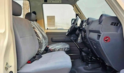 Toyota Land Cruiser 70 LC 78 HARDTOP 2.8L AT Land cruiser lc78 4.2L 3 doors  diesel V6 MY2024 FOR EXPORT ONLY-8