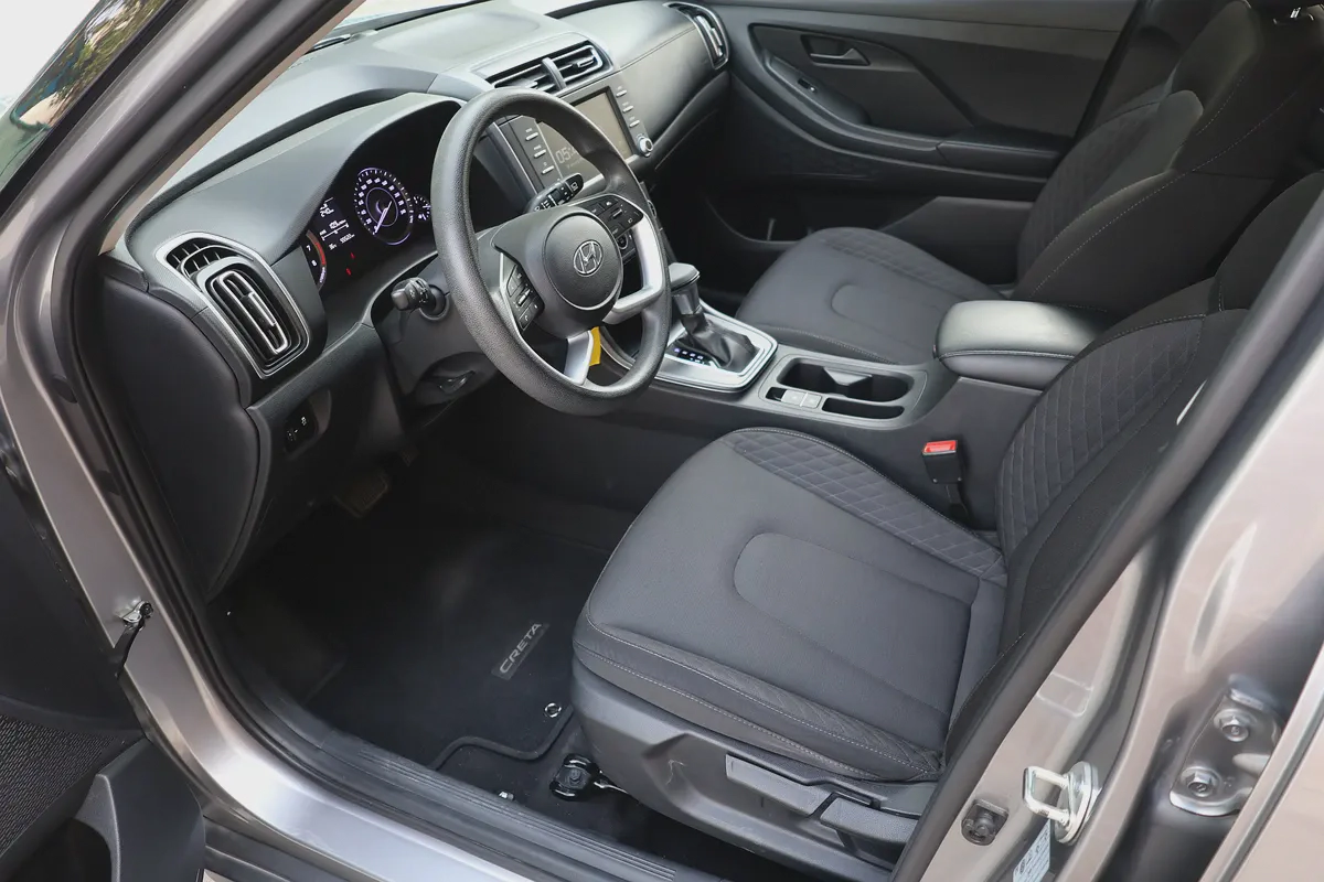HYUNDAI CRETA COMFORT 1.5L - GCC SPECS - UNDER WARRANTY - FULL SERVICE HISTORY - ACCIDENT FREE --11-11