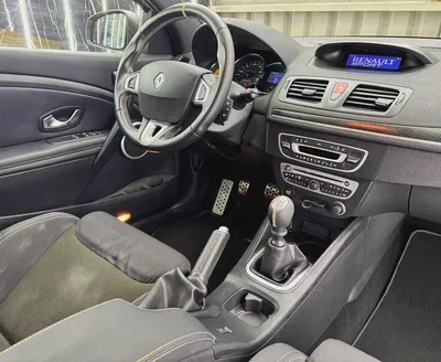 2011 Renault Megane RS | Renault Sport | 2.0L Turbo | 6 - Speed Manual-13