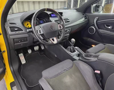 2011 Renault Megane RS | Renault Sport | 2.0L Turbo | 6 - Speed Manual-8