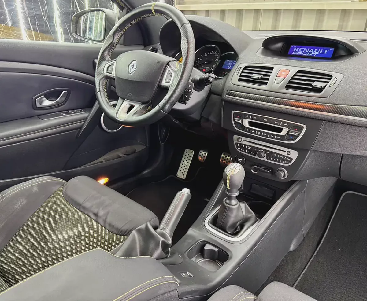 2011 Renault Megane RS | Renault Sport | 2.0L Turbo | 6 - Speed Manual-13-13