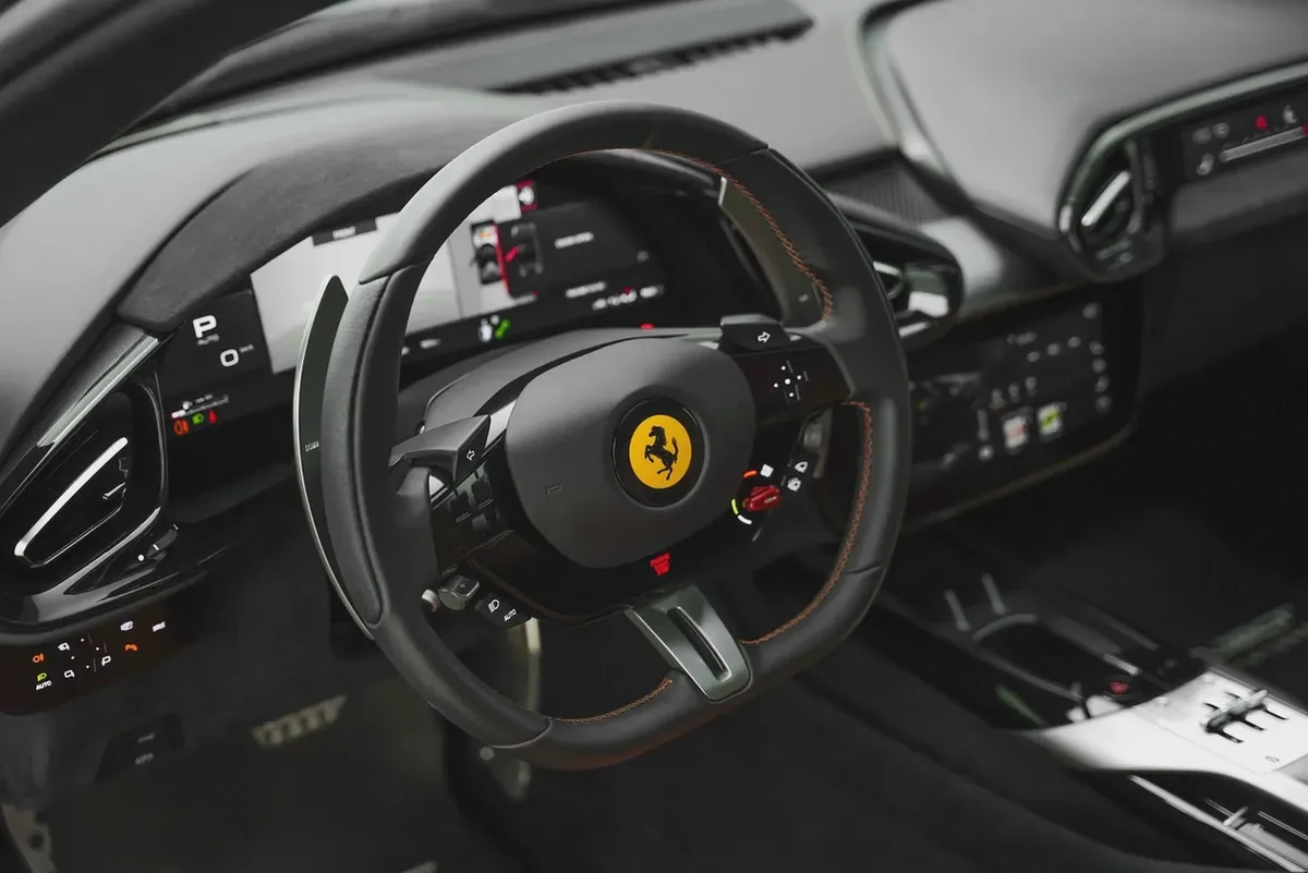 2025 FERRARI 12CILINDRI WITH 7 YEARS SERVICE CONTRACT-10-10