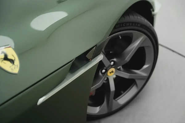 2025 FERRARI 12CILINDRI WITH 7 YEARS SERVICE CONTRACT