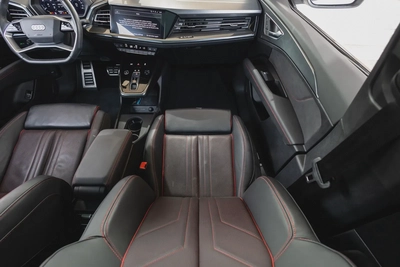 Audi Q5 e-tron-13